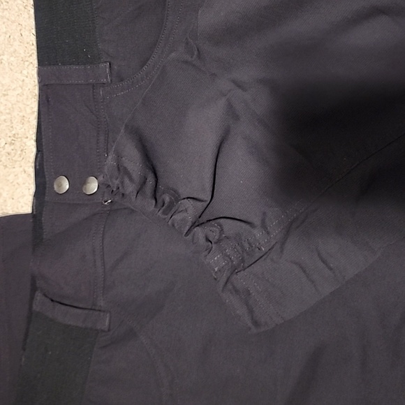 Woman's Black Title Nine Original Clamber Capri, Size 14 - Picture 4 of 8